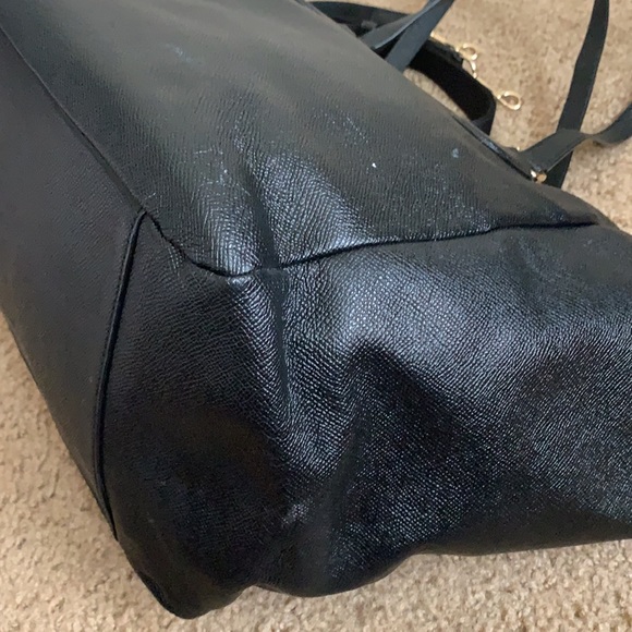 Coach - Picture 11 of 15